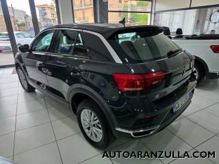 VOLKSWAGEN T-Roc usata, con Autoradio