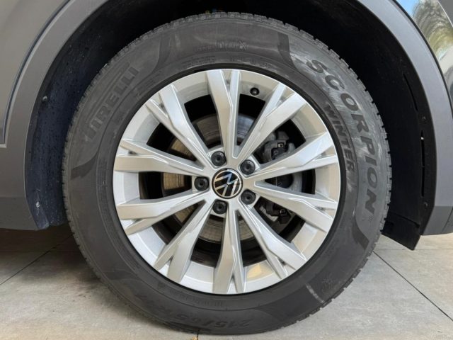 VOLKSWAGEN Tiguan usata, con Boardcomputer