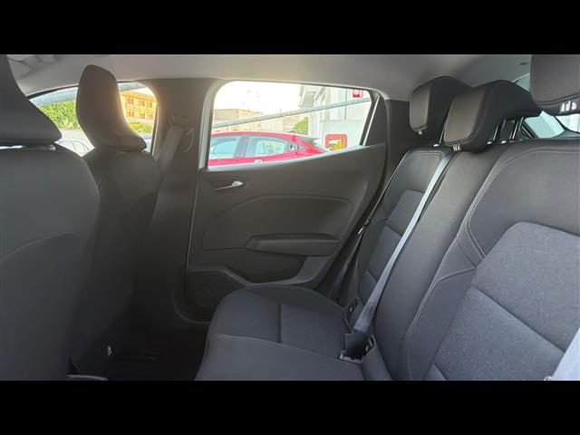 RENAULT Clio usata, con Fari LED