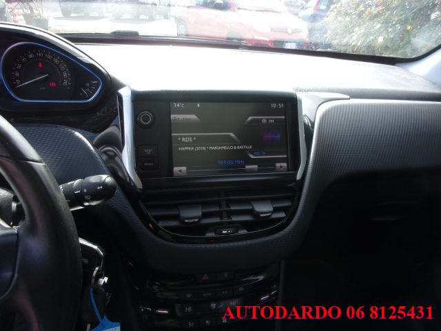 PEUGEOT 2008 usata, con Specchietti laterali elettrici