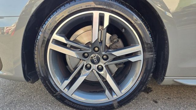AUDI A4 usata, con Controllo trazione