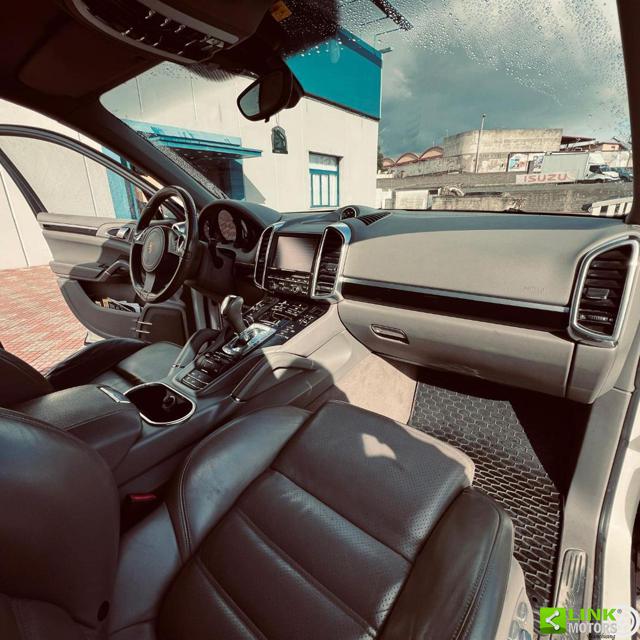 PORSCHE Cayenne usata, con Controllo automatico clima