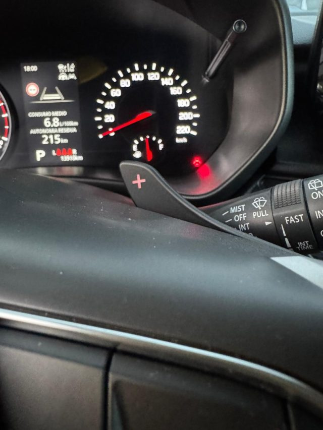 SUZUKI Swift usata, con Autoradio digitale