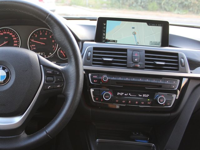 BMW 318 usata, con Sistema di navigazione