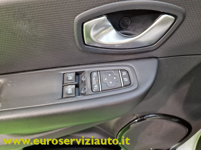 RENAULT Clio usata, con Isofix