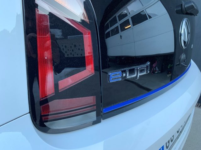 VOLKSWAGEN e-up! usata, con Cruise Control