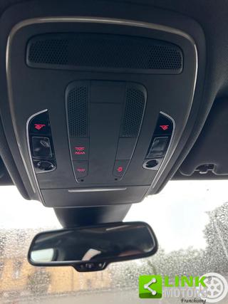 AUDI A8 usata, con Volante in pelle