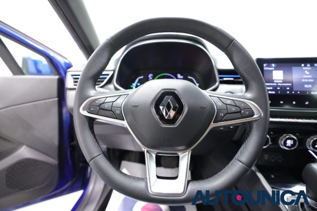 RENAULT Clio usata, con Boardcomputer