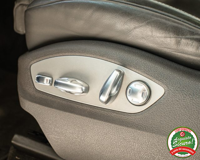 PORSCHE Macan usata, con Controllo automatico clima