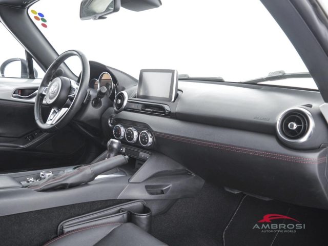 MAZDA 2 usata 10
