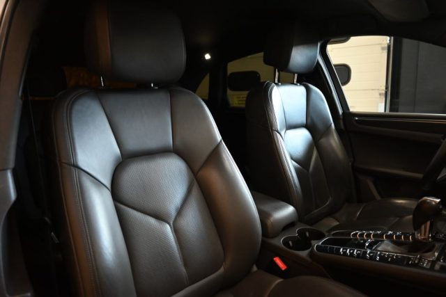 PORSCHE Macan usata 133