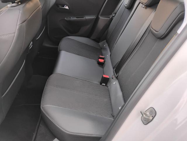 OPEL Corsa usata, con Cruise Control