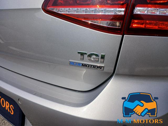 VOLKSWAGEN Golf usata, con Autoradio