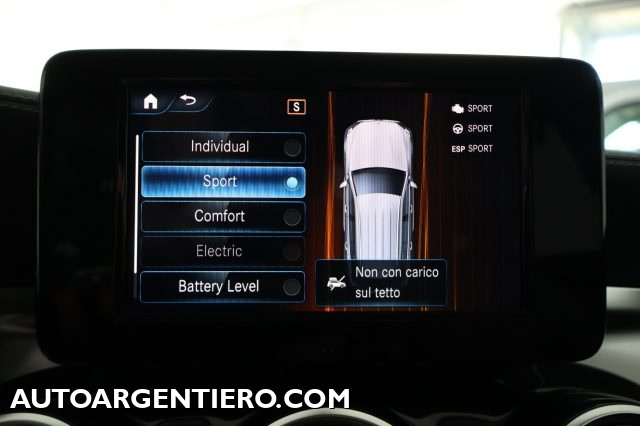 MERCEDES-BENZ GLC 300 usata, con Park Distance Control