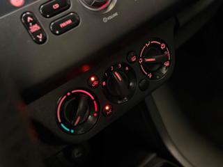 SUZUKI Swift usata, con Sensori di parcheggio posteriori
