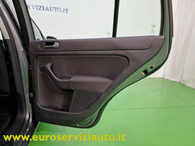 VOLKSWAGEN Golf Plus usata 42