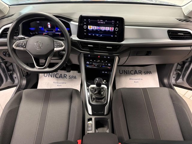VOLKSWAGEN T-Roc usata, con USB