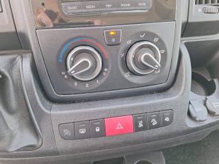 PEUGEOT Boxer usata, con Servosterzo