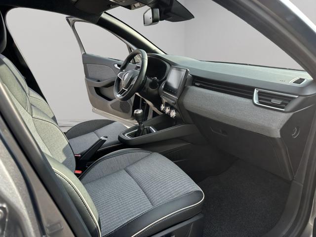 RENAULT Clio usata, con Park Distance Control