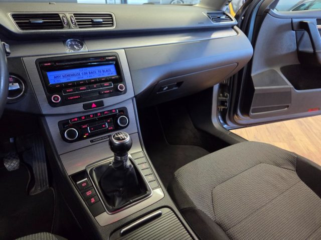 VOLKSWAGEN Passat usata, con Fendinebbia