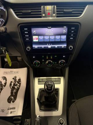 SKODA Octavia usata, con Controllo automatico clima