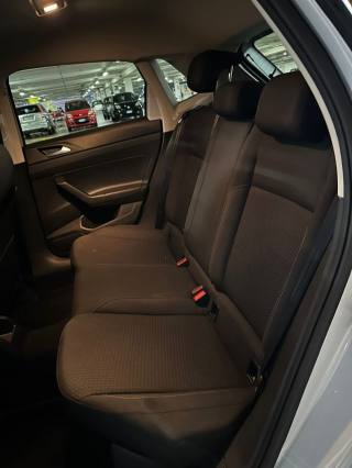VOLKSWAGEN Polo usata, con USB