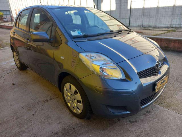 TOYOTA Yaris usata, con Airbag laterali