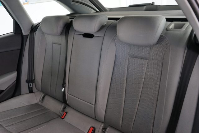 AUDI A4 usata, con Autoradio digitale