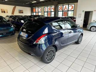 LANCIA Ypsilon usata, con Autoradio