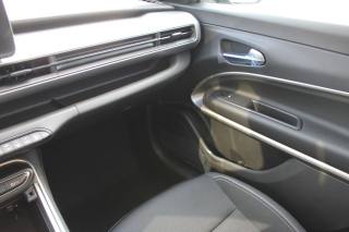 JEEP Avenger usata, con Volante in pelle