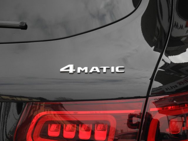 MERCEDES-BENZ GLC 300 usata 89