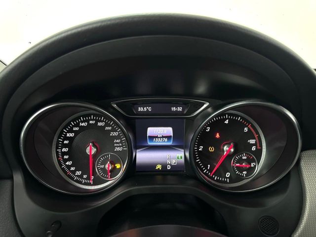 MERCEDES-BENZ CLA 200 usata, con Climatizzatore