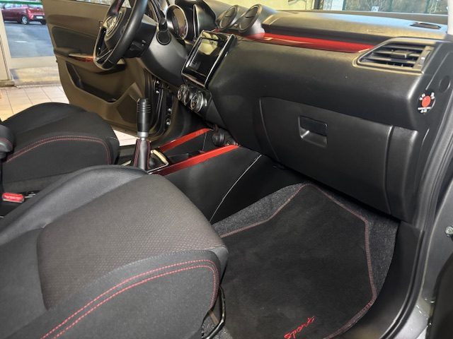 SUZUKI Swift usata, con Controllo elettronico della corsia