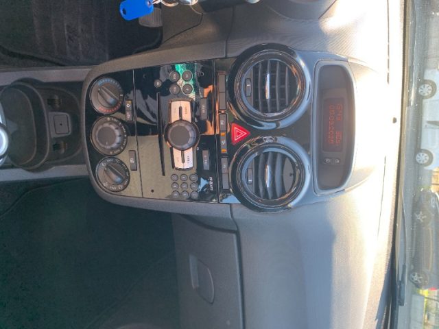 OPEL Corsa usata, con Servosterzo