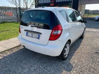 MERCEDES-BENZ A 160 usata, con Alzacristalli elettrici