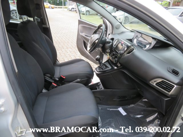 LANCIA Ypsilon usata, con Sensori di parcheggio posteriori