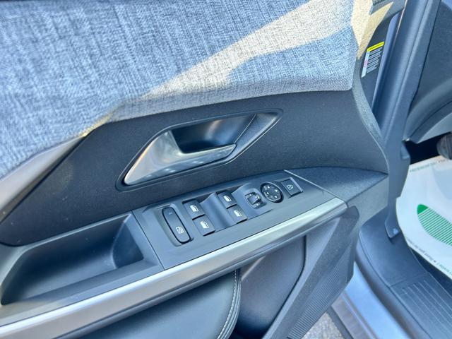 PEUGEOT 3008 usata, con Chiusura centralizzata