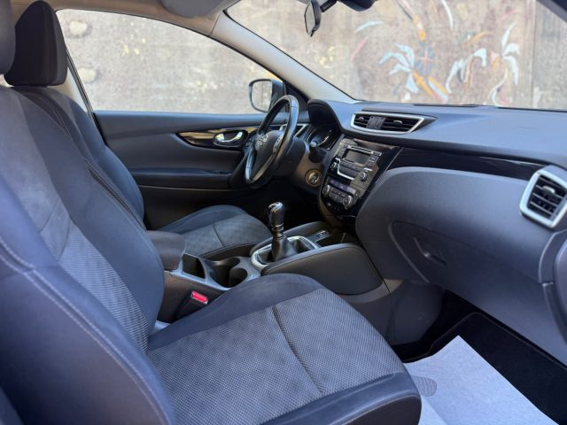 NISSAN Qashqai usata, con Volante multifunzione