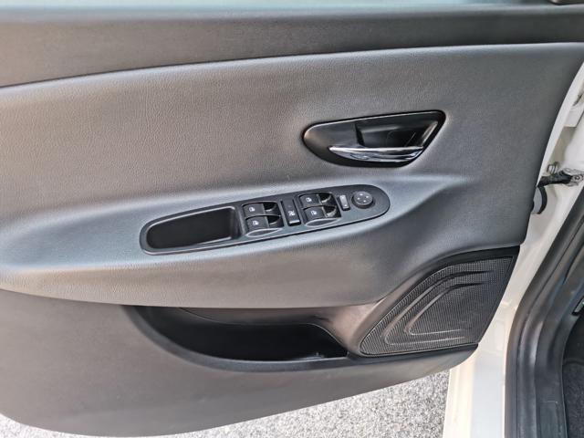 LANCIA Ypsilon usata, con Chiusura centralizzata telecomandata
