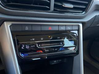 VOLKSWAGEN T-Roc usata, con Servosterzo