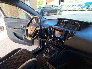 LANCIA Ypsilon usata, con Specchietti laterali elettrici