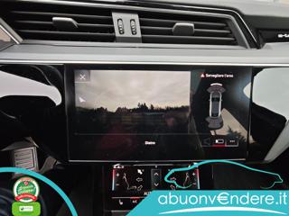 AUDI e-tron usata, con Fendinebbia