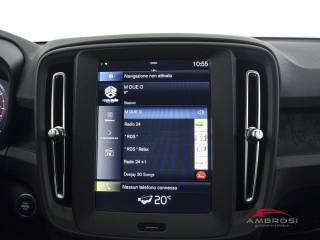 VOLVO XC40 usata 13