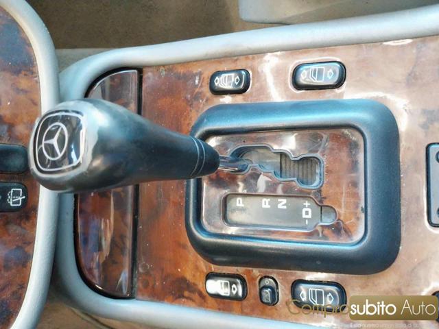 MERCEDES-BENZ ML 270 usata, con Airbag testa