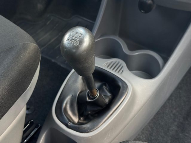 TOYOTA Aygo usata, con Bluetooth