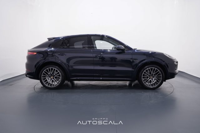 PORSCHE Cayenne usata, con Autoradio