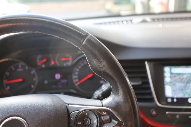 OPEL Crossland usata, con Sospensioni sportive