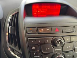 OPEL Zafira Tourer usata, con Controllo vocale