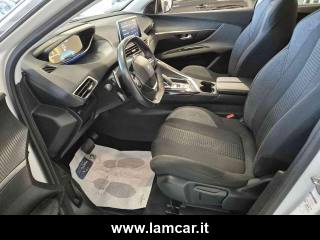 PEUGEOT 5008 usata, con Autoradio digitale