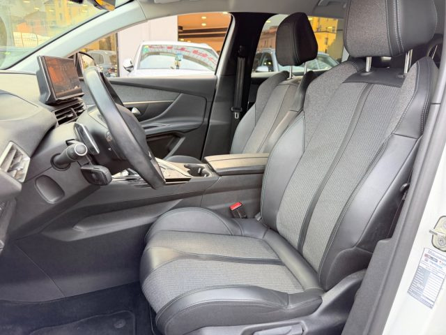 PEUGEOT 3008 usata, con Cerchi in lega